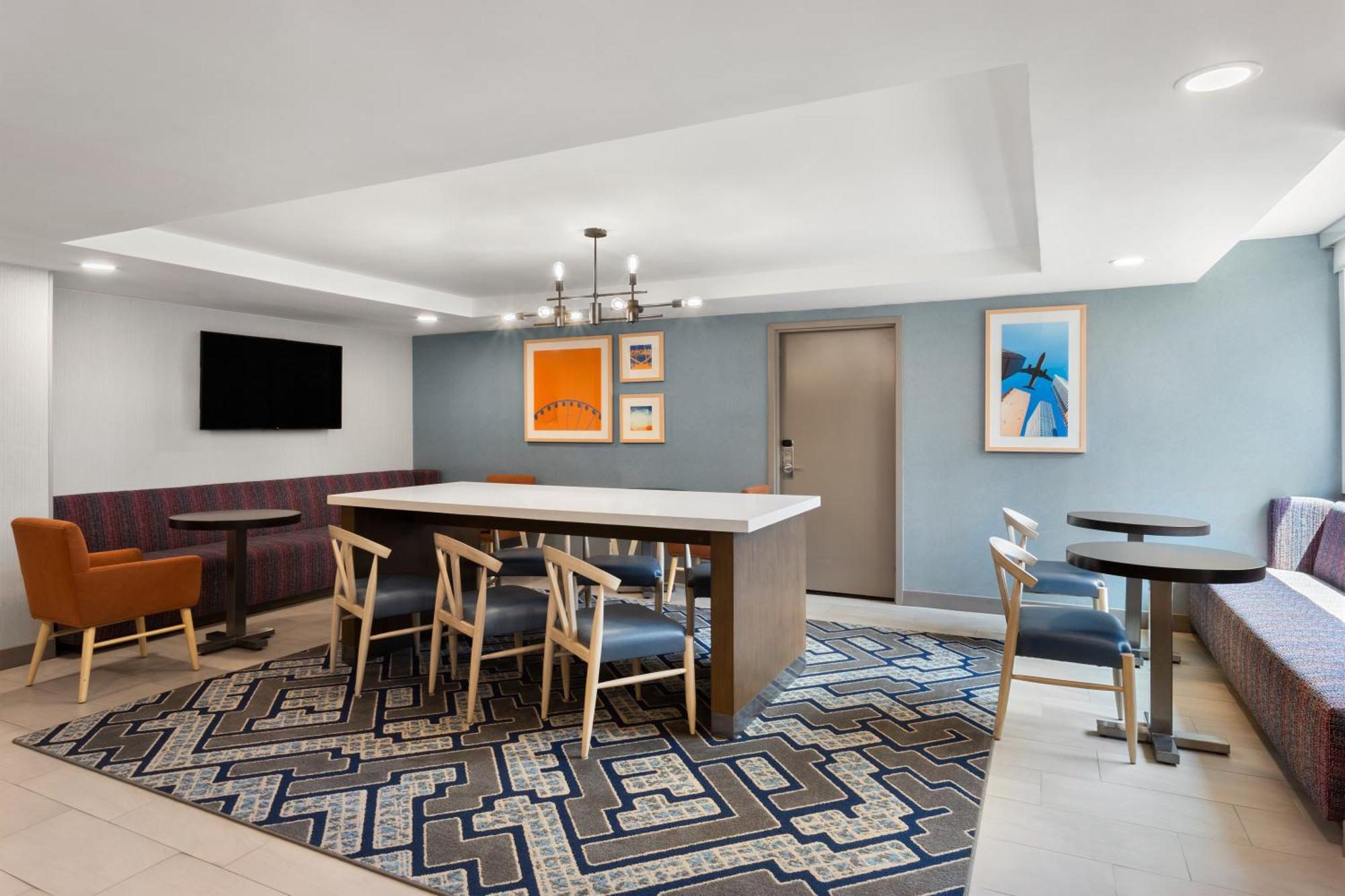 Holiday Inn Express Atlanta Airport - North, An Ihg Hotel College Park Екстериор снимка